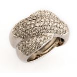 BEAUTIFUL WHITE GOLD RING WITH DIAMONDS