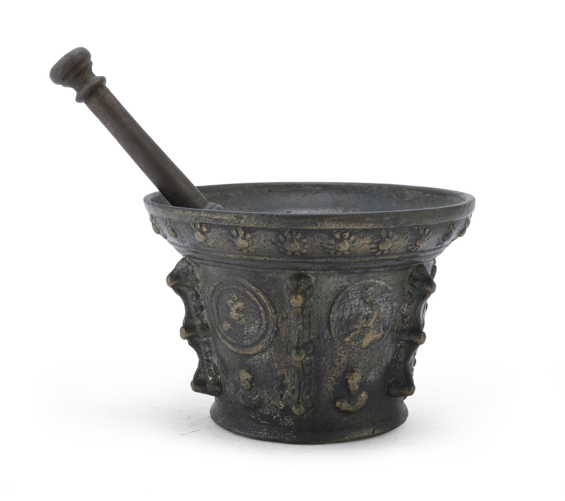 BRONZE MORTAR AND PESTLE LATE 16TH CENTURY