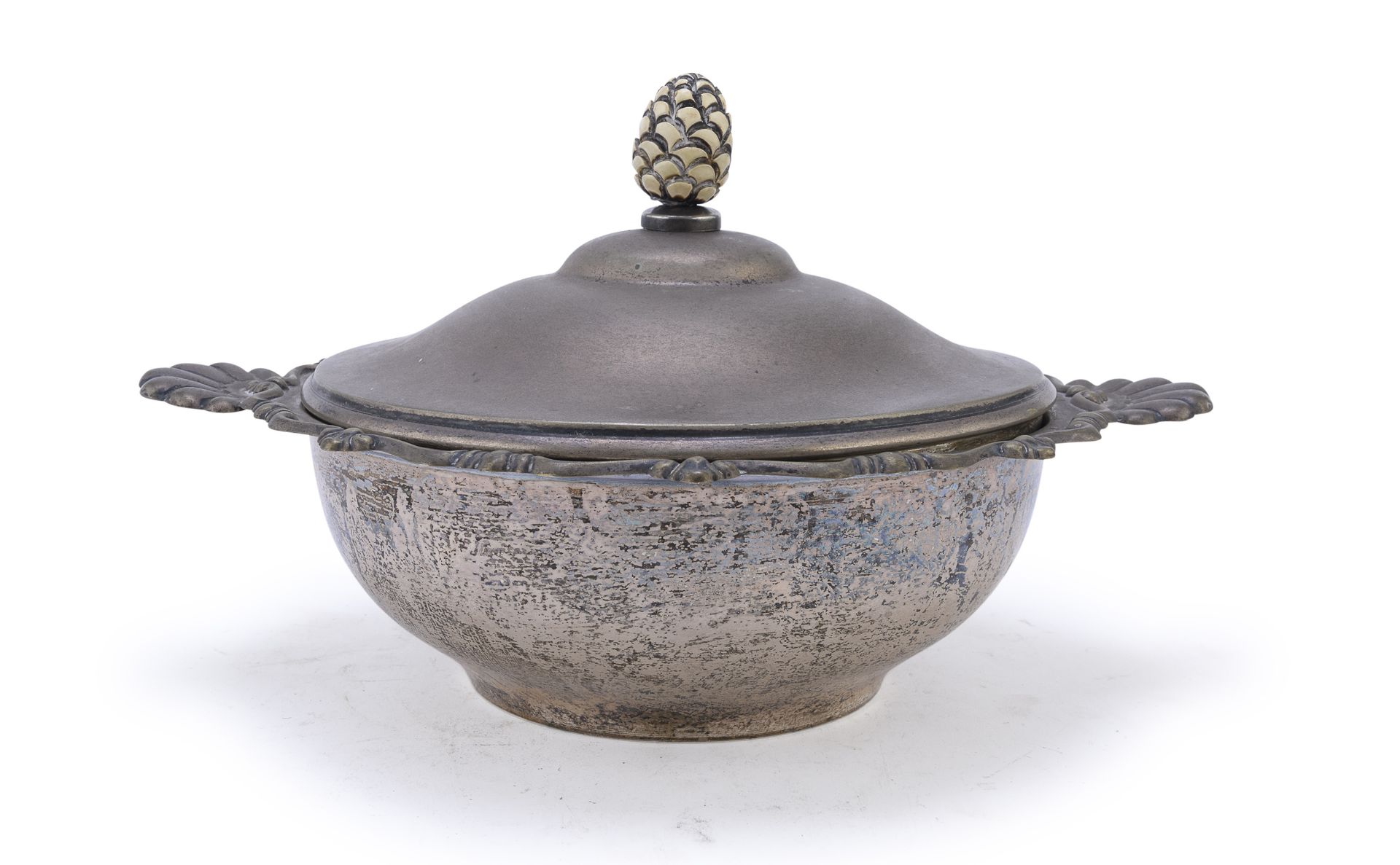 SMALL SILVER-PLATED TUREEN EARLY 20TH CENTURY