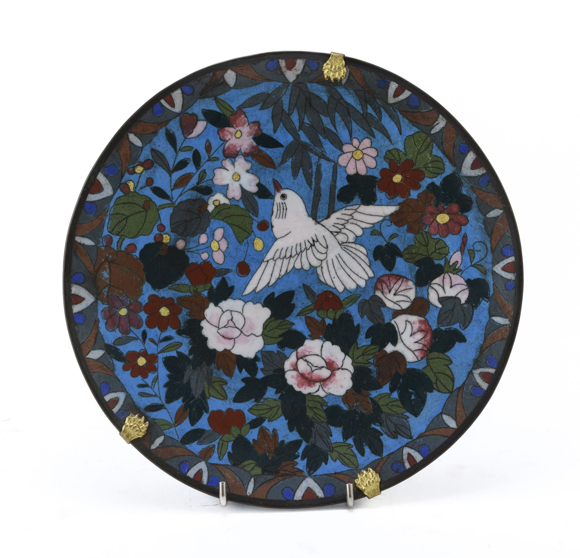 A CLOISONNÈ ENAMEL DISH JAPAN LATE19TH EARLY 20TH CENTURY