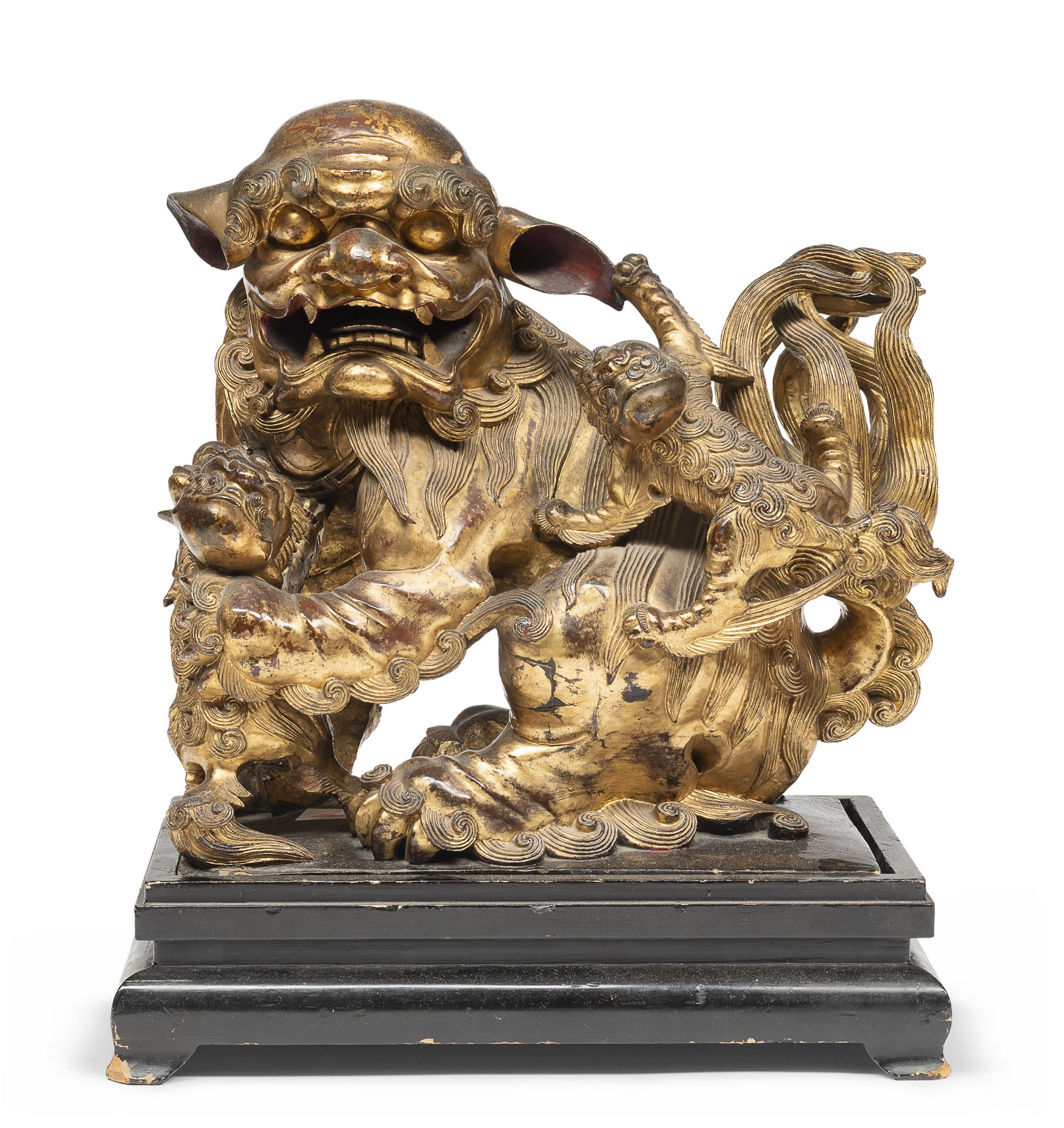 A RARE LACQUER AND GILT ON WOOD GROUP DEPICTINMG THREE SHISHI CHINA EARLY 20TH CENTURY