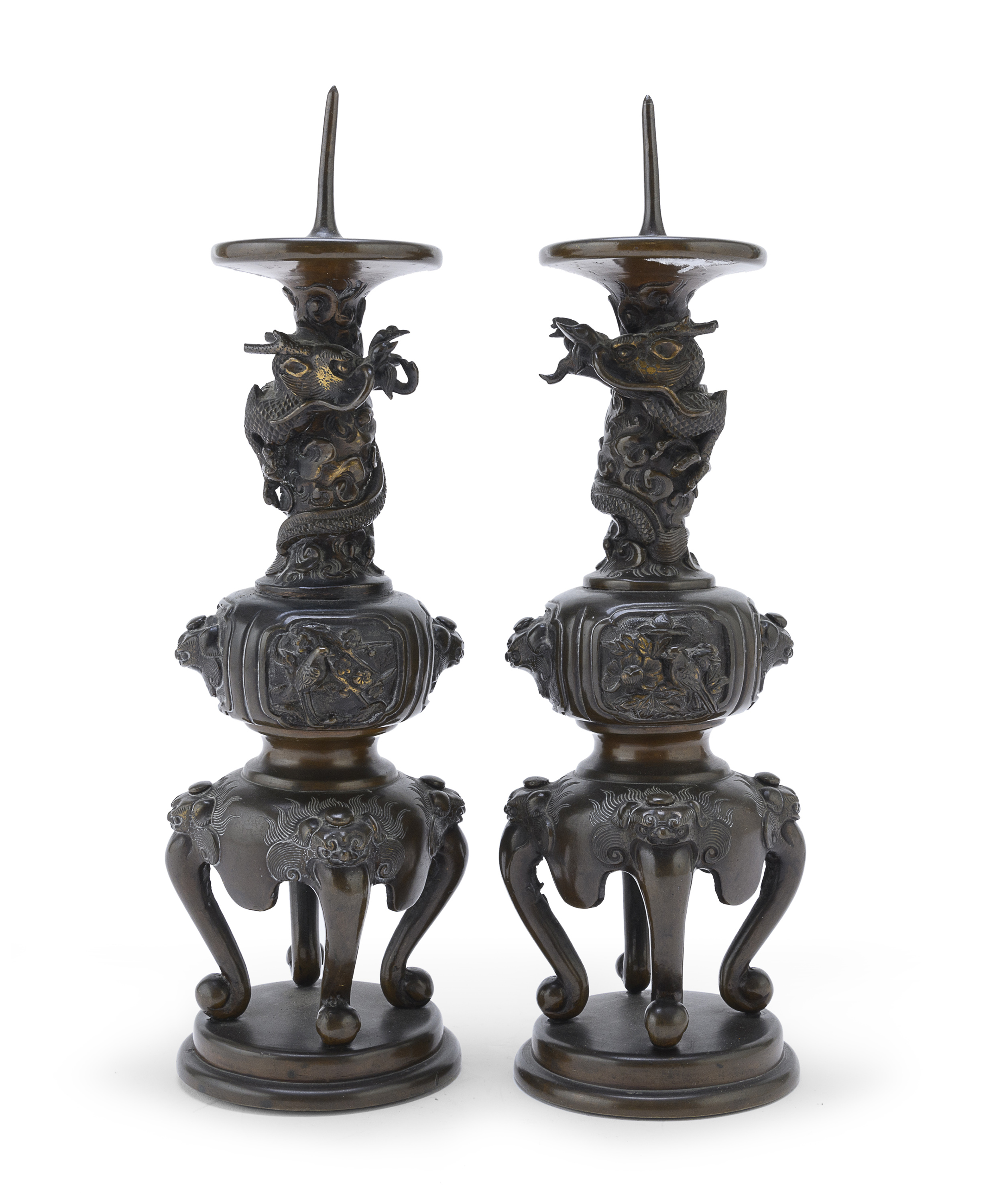 A PAIR OF BRONZE CANDLESTICKS JAPAN LATE 19TH CENTURY