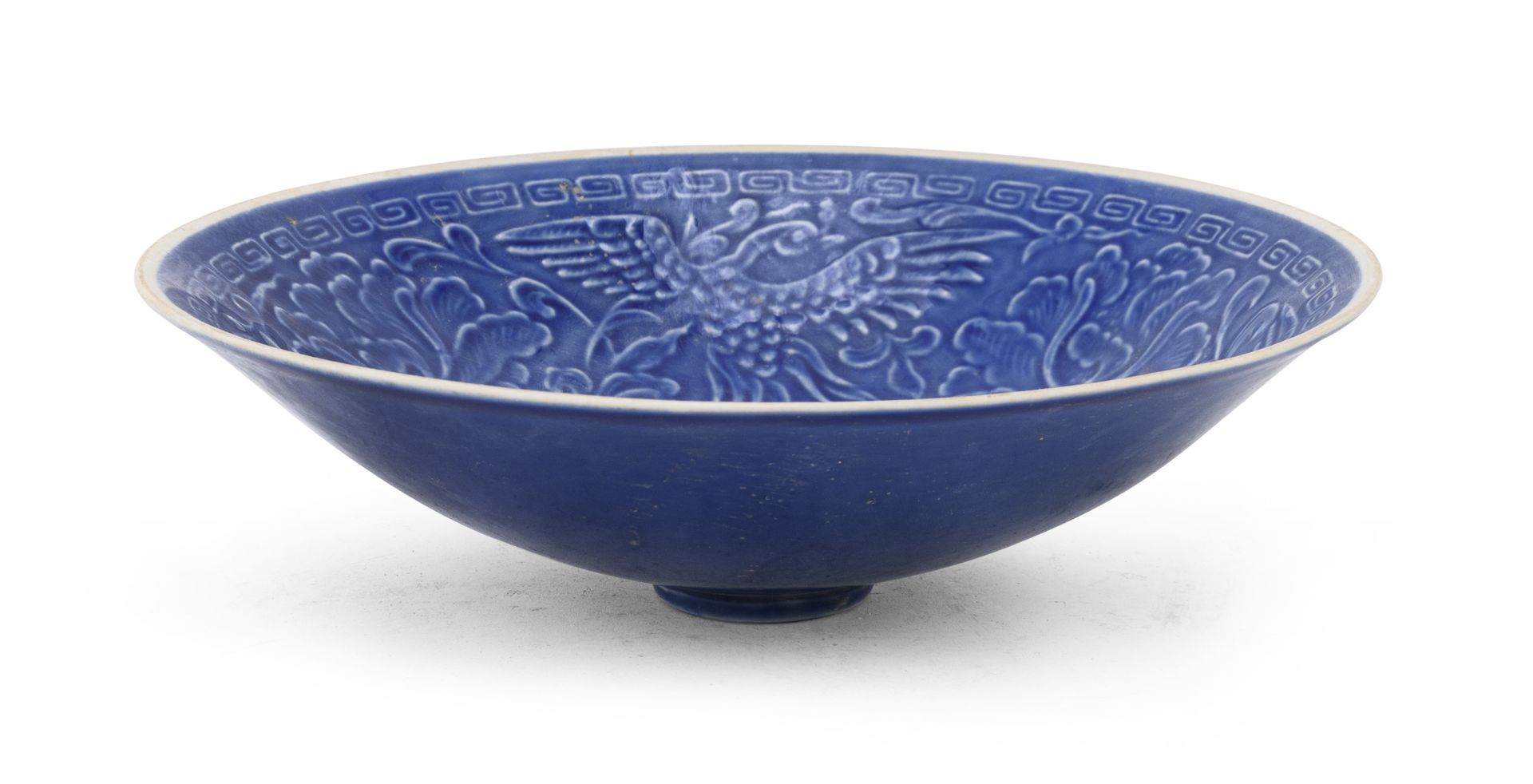 A BLUE-GROUND PORCELAIN BOWL CHINA 20TH CENTURY