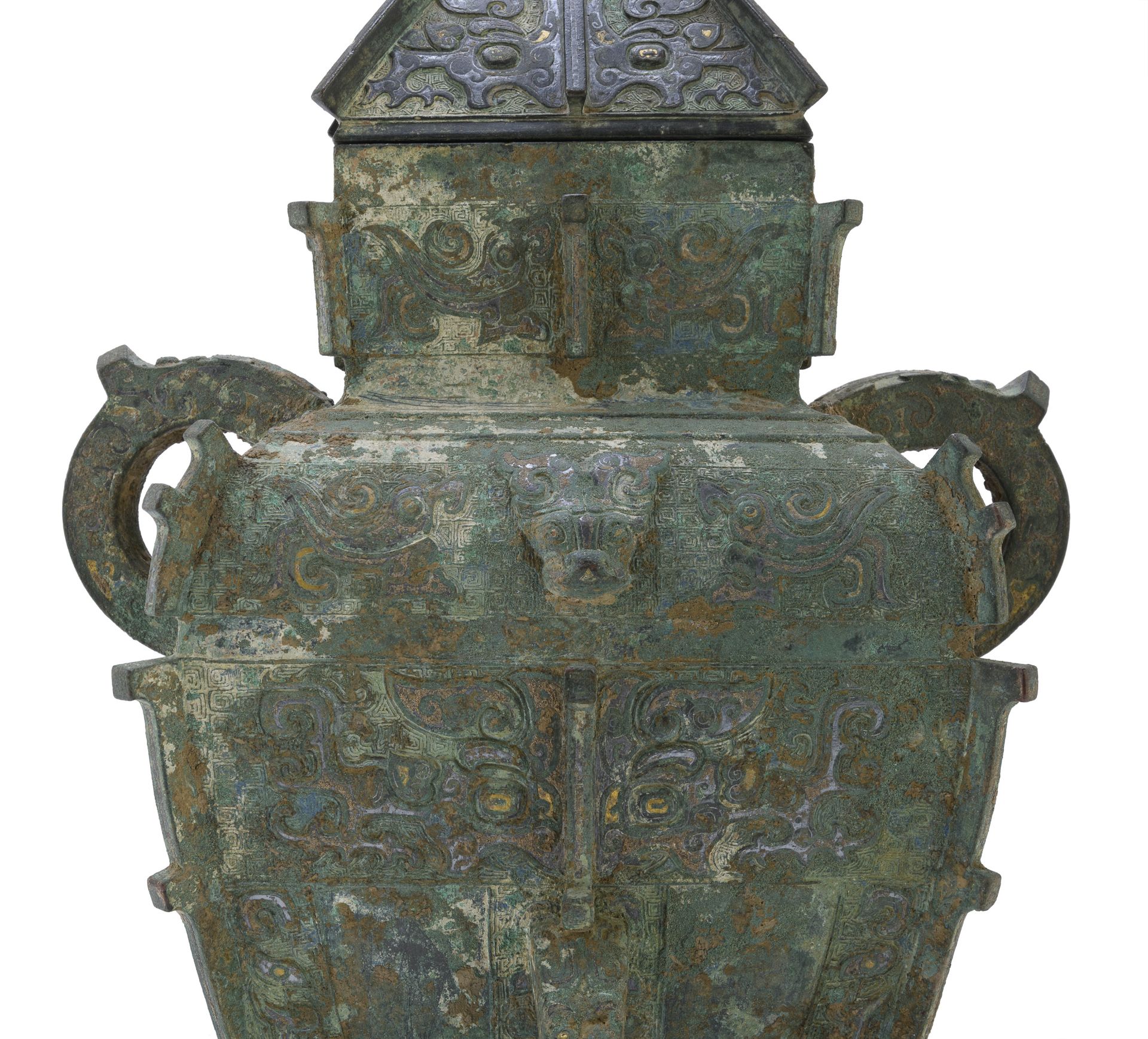 A VERY RARE AND IMPORTANT BRONZE RITUAL WINE VESSEL CHINA 13TH-14TH CENTURY - Image 4 of 7