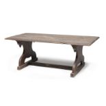 COFFEE TABLE IN WALNUT ANTIQUE ELEMENTS