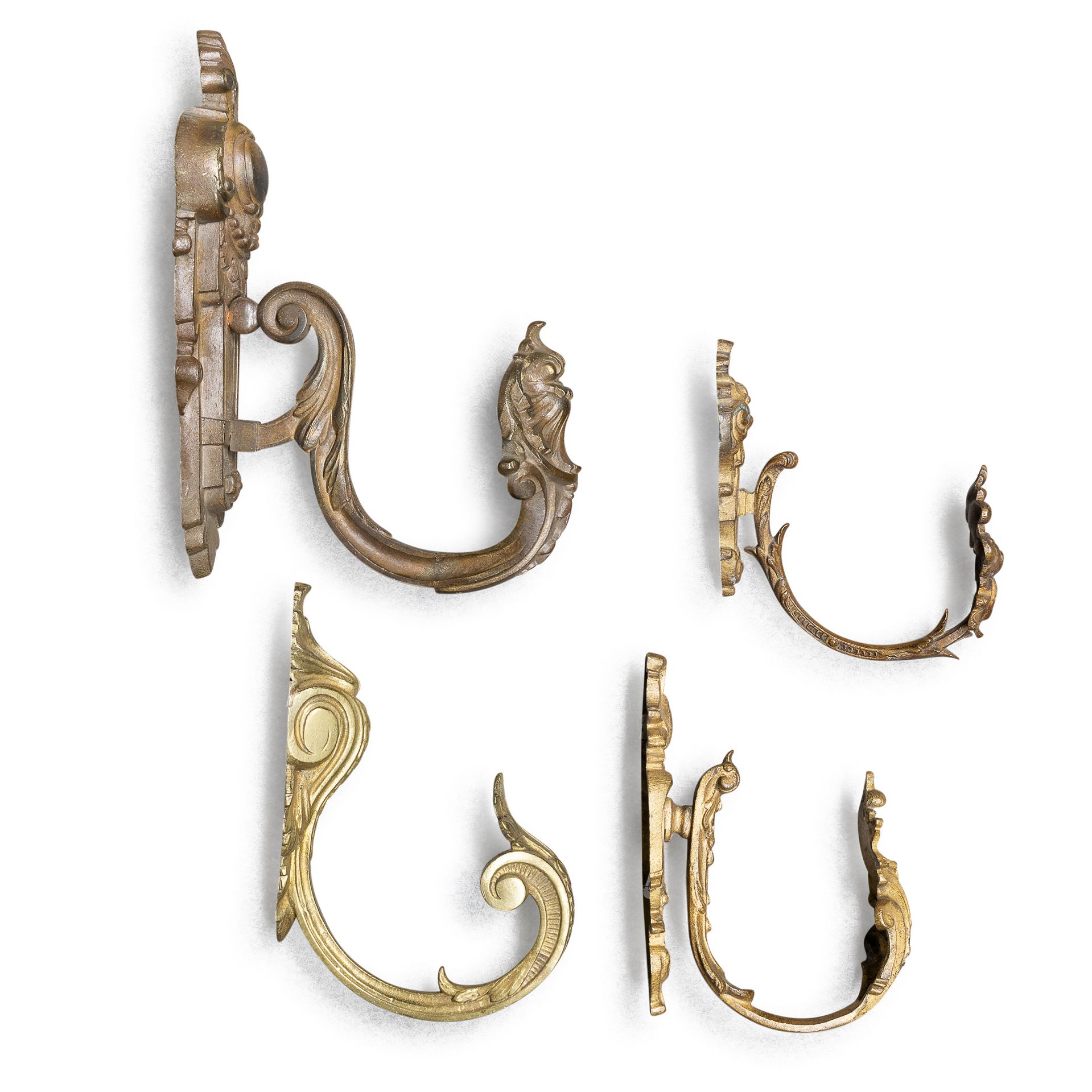 FOUR BRONZE CURTAIN ROD HOLDERS LATE 18th CENTURY