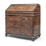 SECRETAIRE IN WALNUT BRIAR LOMBARDY 18th CENTURY