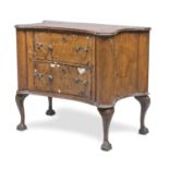 SMALL COMMODE IN WALNUT PROBABLY GENOA ANTIQUE ELEMENTS