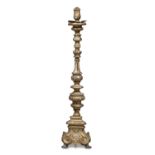 FLOOR CANDLESTICK IN GILTWOOD PROBABLY VENICE 18TH CENTURY