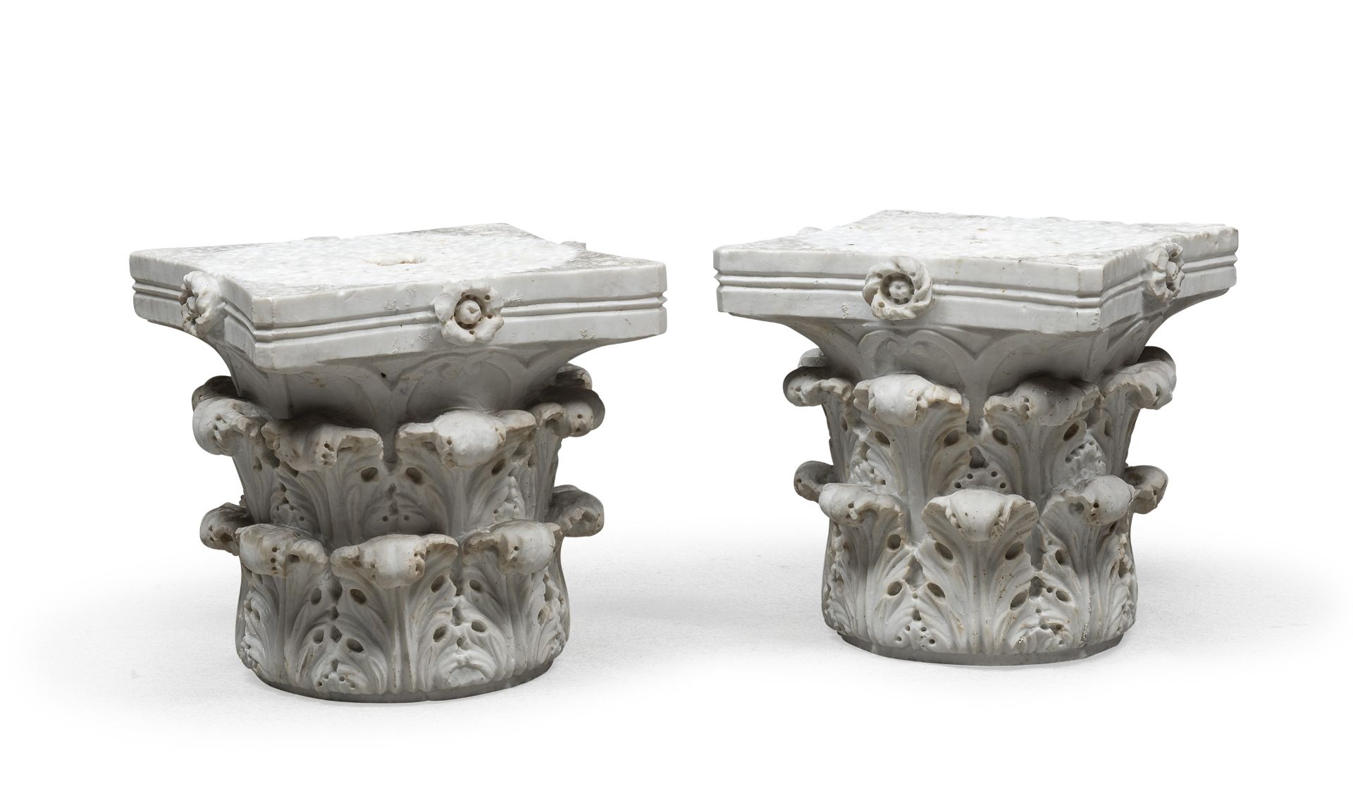 BEAUTIFUL PAIR OF CAPITALS IN WHITE MARBLE LATE 18th CENTURY