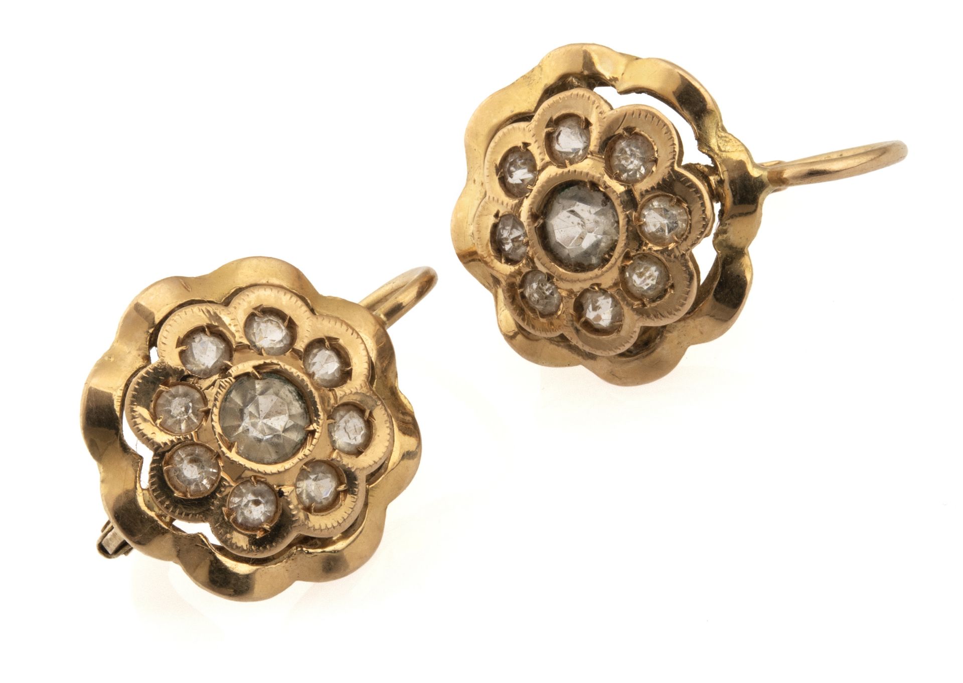 GOLD EARRINGS WITH WHITE SAPPHIRES