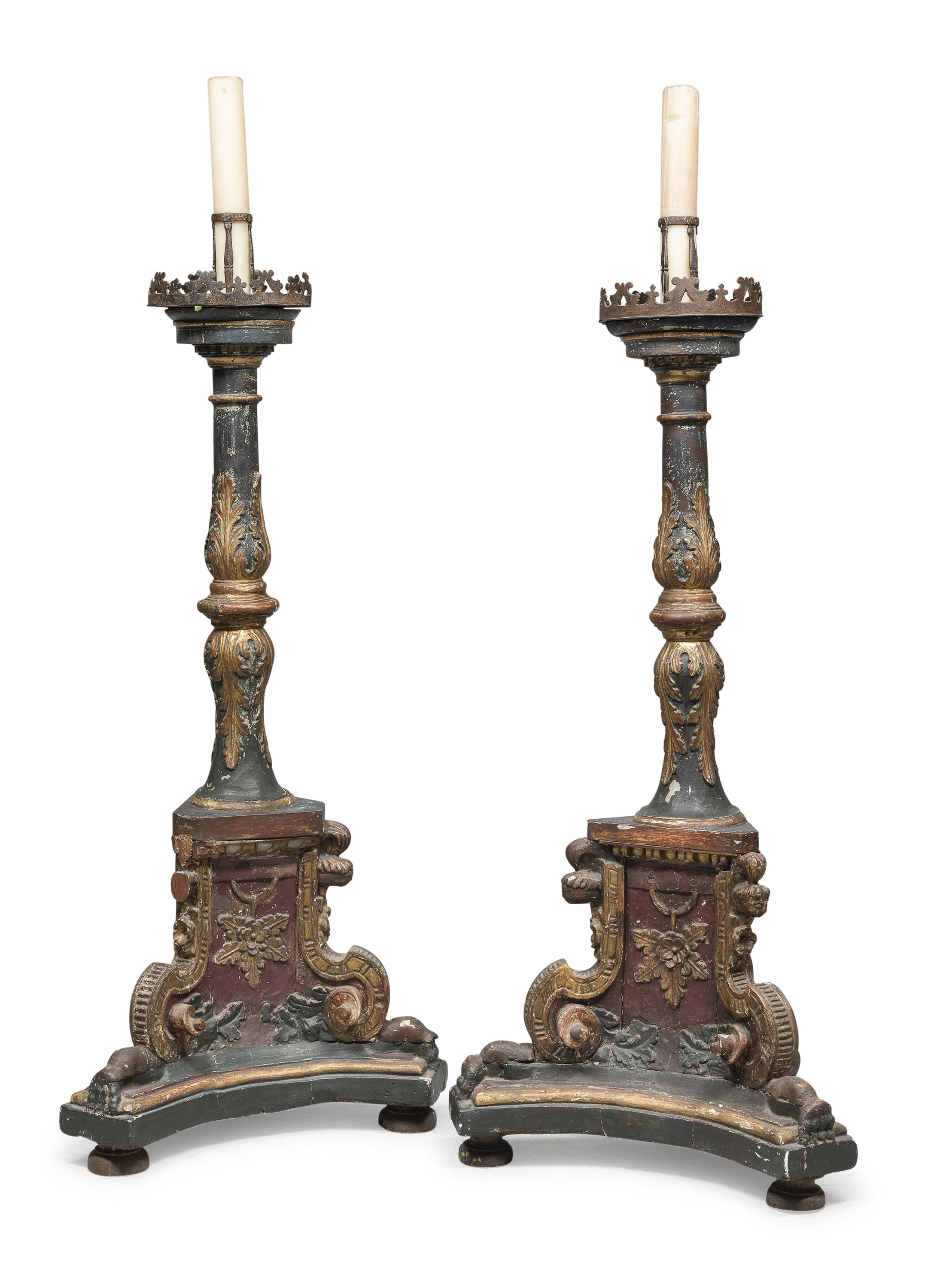 RARE PAIR OF FLOOR CANDLESTICKS IN LACQUERED WOOD ROME STATE OF THE CHURCH 17th CENTURY