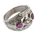 WHITE GOLD RING WITH RUBIES AND DIAMOND