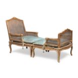RARE DUCHESSE IN GILTWOOD NAPLES SECOND HALF OF THE 18TH CENTURY