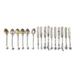 TEN BUTTER KNIVES AND SIX TEASPOONS IN SILVER ITALY EARLY 20TH CENTURY