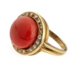 WHITE GOLD RING WITH CORAL AND DIAMONDS