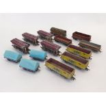 BACHMANN 00 BR WAGONS.