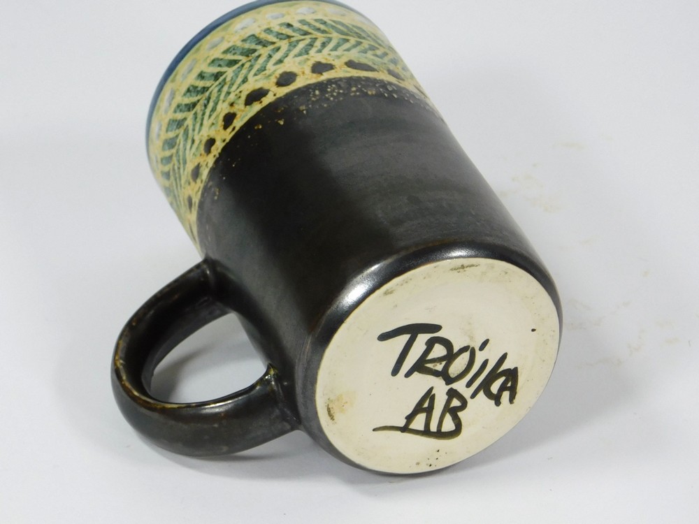 TROIKA POTTERY. - Image 2 of 2