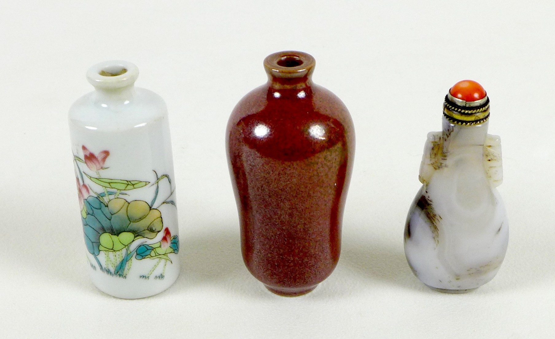 A group of three Chinese miniature bottles, comprising a carved hardstone scent bottle, 7cm high, - Image 2 of 3