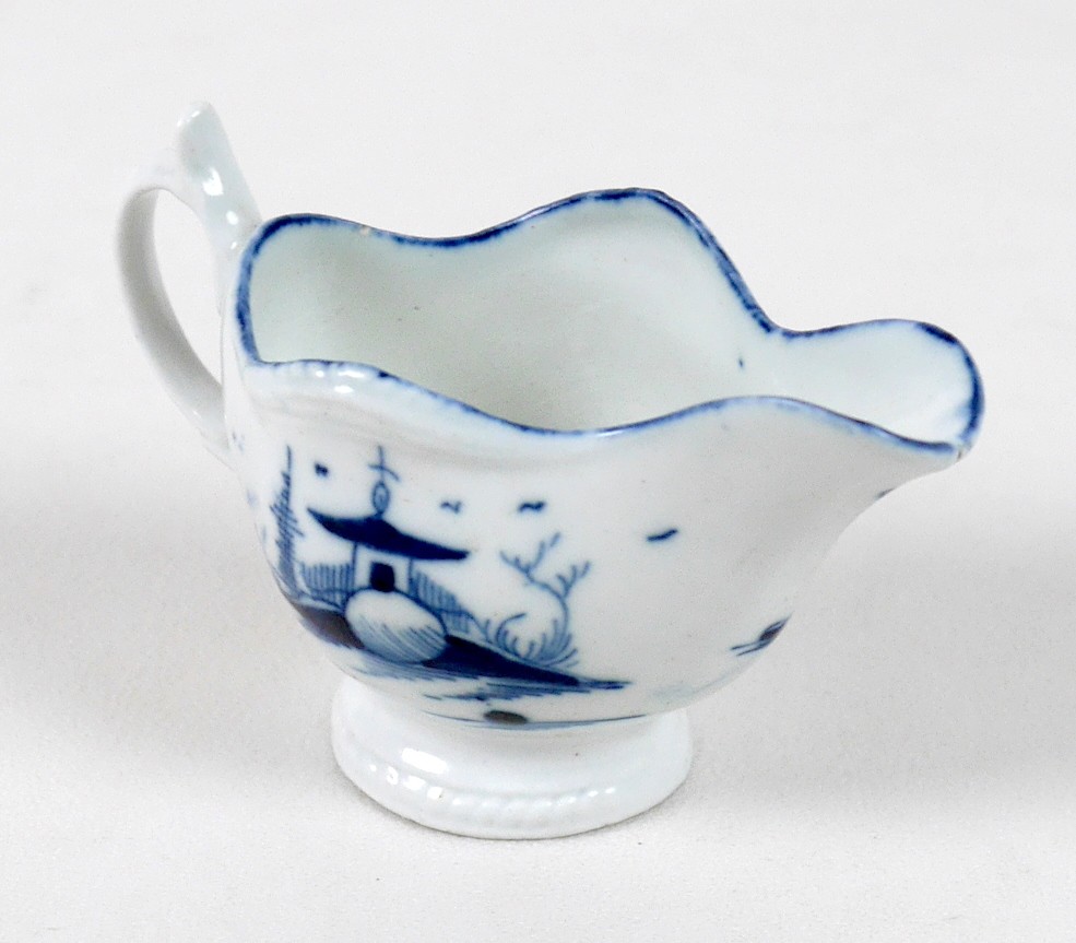 A late 18th century Caughley porcelain miniature milk jug - Image 4 of 14