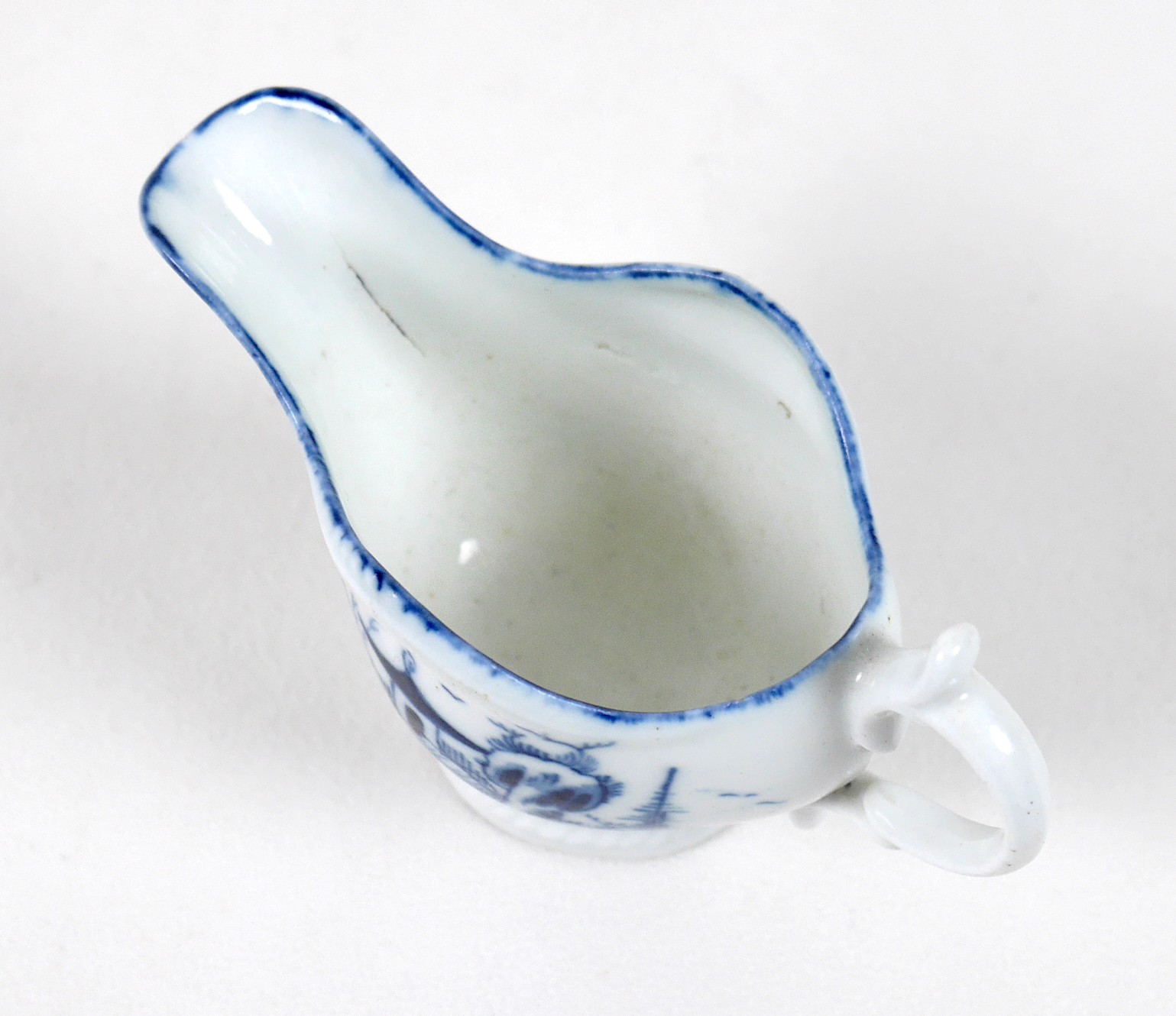 A late 18th century Caughley porcelain miniature milk jug - Image 8 of 14