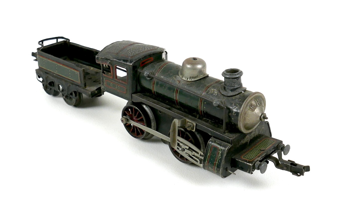 A collection of O gauge tinplate railway, early 20th century, including a clockwork Bassett-Lowke - Image 16 of 26