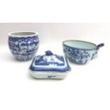 A group of three Chinese porcelain dishes