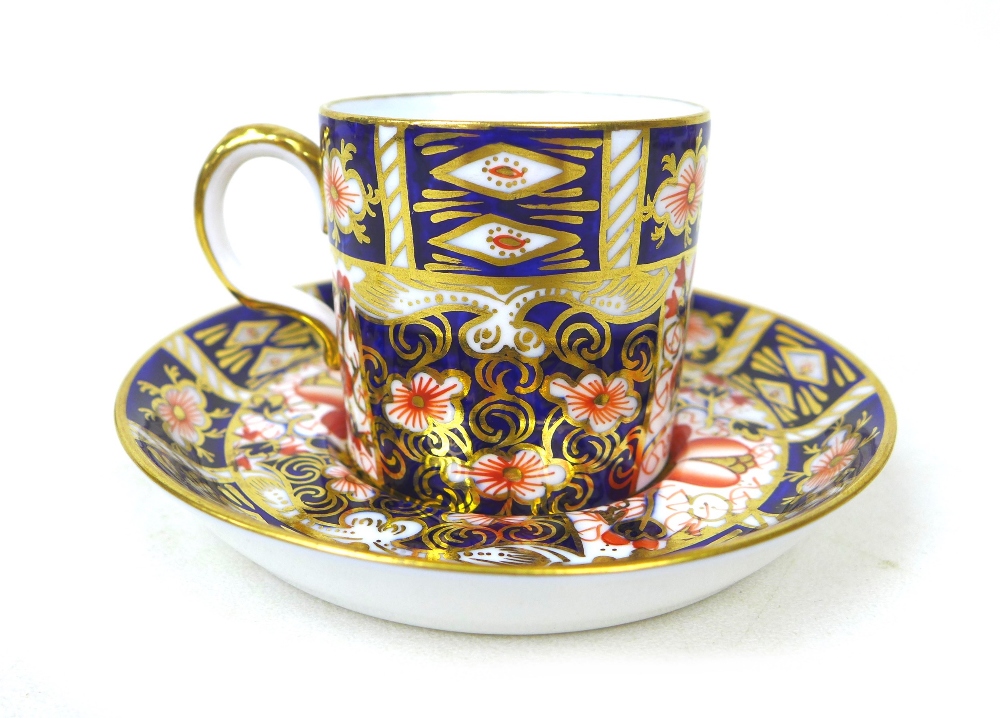 A set of six Royal Crown Derby Imari coffee cans and saucers, pattern 2451, marks to base. (6) - Image 3 of 5