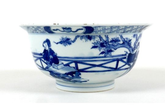 A Chinese porcelain bowl, Qing Dynasty, 19th century, decorated with figures in a landscape, bears - Image 5 of 8