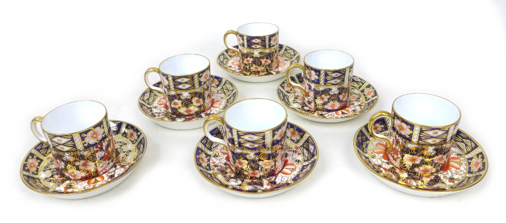 A set of six Royal Crown Derby Imari coffee cans and saucers, pattern 2451, marks to base. (6) - Image 2 of 5