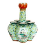 A Chinese porcelain quintel vase, circa 1900, decorated in a famille verte palette with a pale green