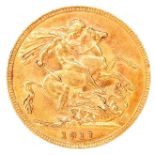 A George V gold sovereign, 1911.