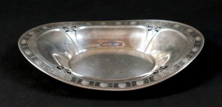 A silver dish, of boat form with pierced decoration, 28 by 17.5 by 5cm high, 5.3toz.