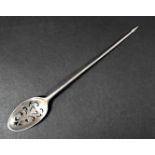 An 18th century silver mote spoon, the oval bowl with scroll piercings, shell clasped, and