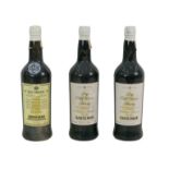 Vintage sherry: a mixed parcel of sherry, comprising one bottle of Sandeman Royal Esmeralda Rare