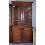 A VICTORIAN MAHOGANY DISPLAY CABINET/CUPBOARD