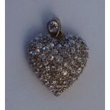 A DIAMOND HEART SHAPED PENDANT