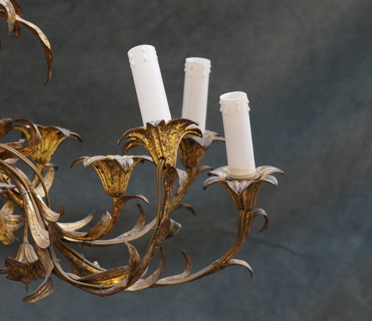 A FRENCH GILT-METAL TWELVE-LIGHT CHANDELIER - Image 2 of 3