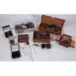 A QUANTITY OF ALBERT WATCH CHAINS, VARIOUS COSTUME JEWELLERY AND COLLECTABLES (QTY)