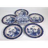 ‘MEISSEN’ A SET OF FIVE EARLY 20TH CENTURY PLATES AND AN OVAL DISH (QTY)