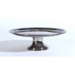 AN EARLY GEORGE I SILVER PEDESTAL TAZZA