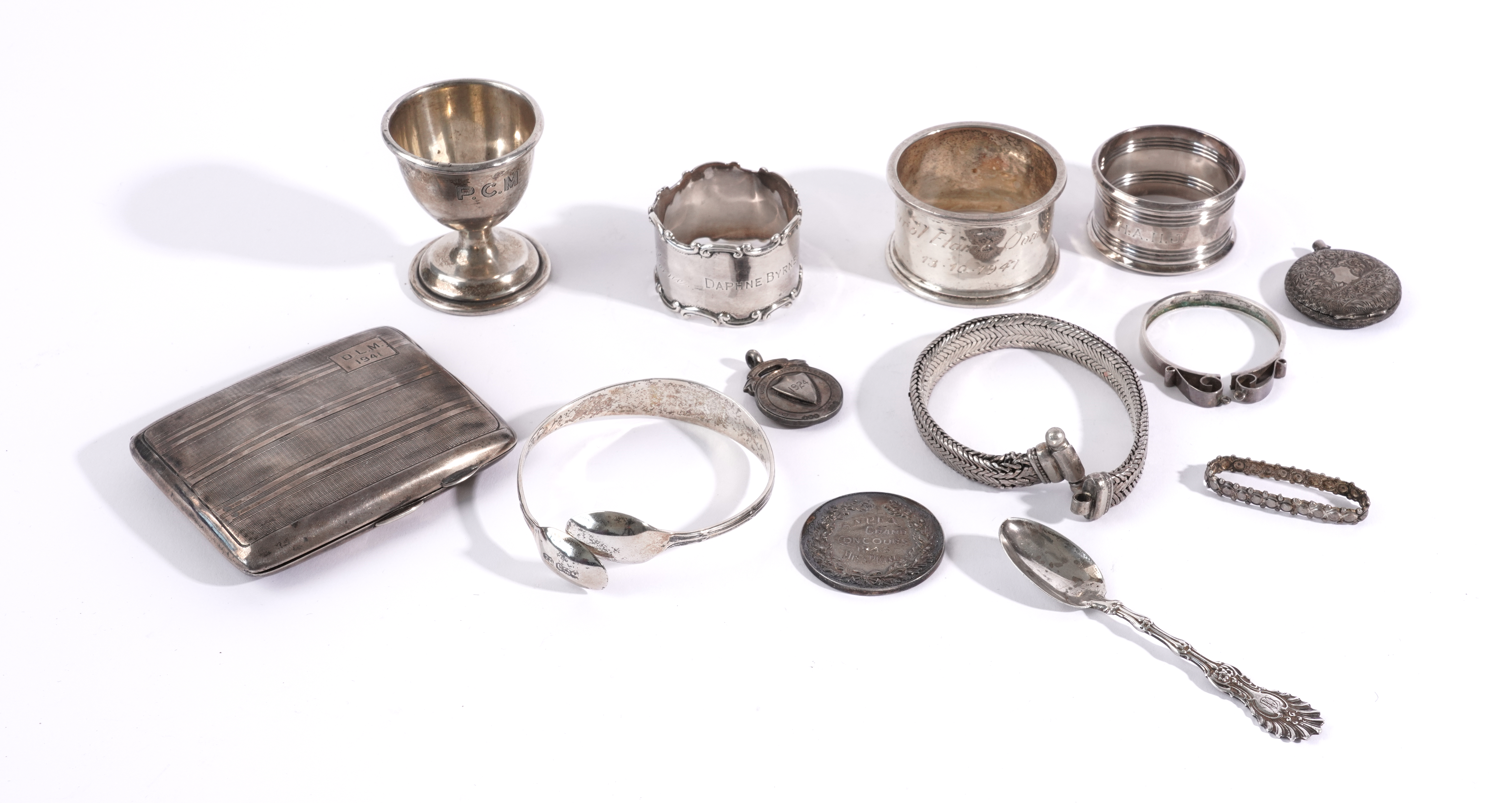 THREE SILVER NAPKIN RINGS AND FURTHER MOSTLY SILVER (QTY)