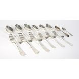 FOURTEEN PIECES OF SILVER TABLE FLATWARE (14)