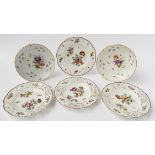 A PAIR OF MEISSEN SHALLOW BOWLS AND FOUR SAMSON PORCELAIN PLATES (6)