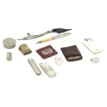 A SILVER VINAIGRETTE AND ELEVEN FURTHER ITEMS (12)