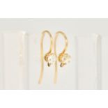 A PAIR OF GOLD AND DIAMOND SINGLE STONE EARRING TOP FITTINGS