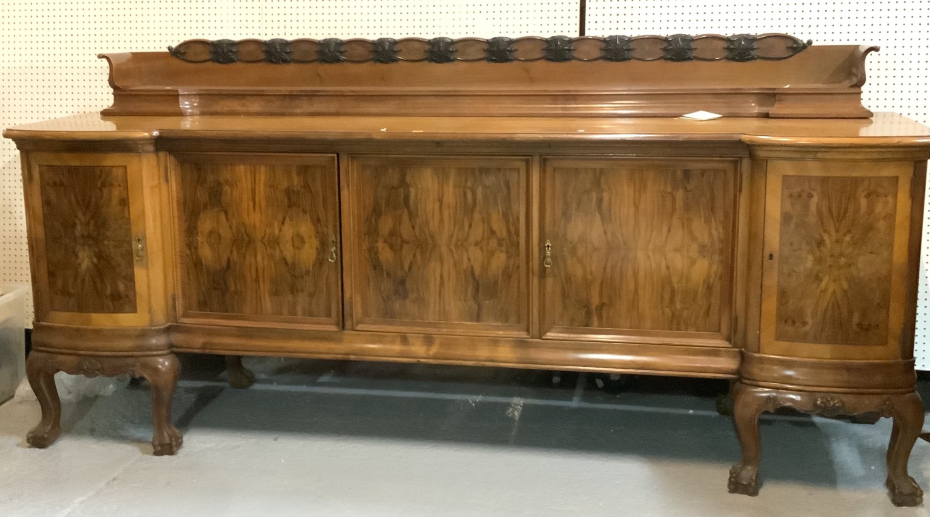 A VICTORIAN STYLE WALNUT SIDEBOARD