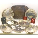 SILVER PLATED WARES, INCLUDING NINE SERVING TRAYS AND THREE PHOTOGRAPH FRAMES (12)
