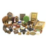 COLLECTABLES INCLUDING A RUSSIAN ICON, DECORATIVE ASIAN ITEMS AND SUNDRY