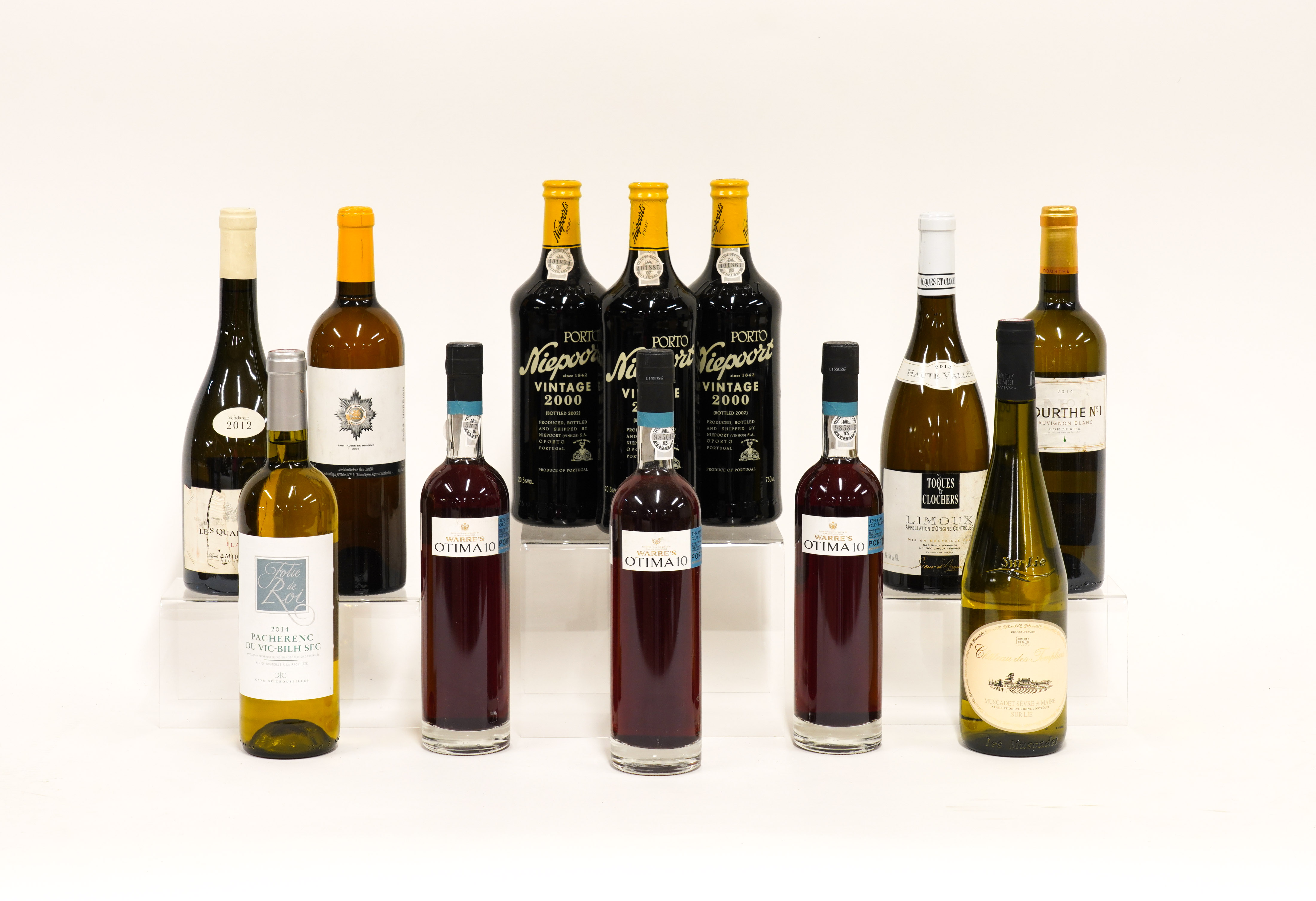 TWELVE BOTTLES OF MIXED WINES AND SPIRITS INCLUDING THREE BOTTLES OF NIERPOORT VINTAGE 2000...